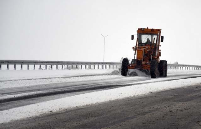 Fotoğraflar bugün çekildi! Ankara dahil birçok kent beyaza büründü