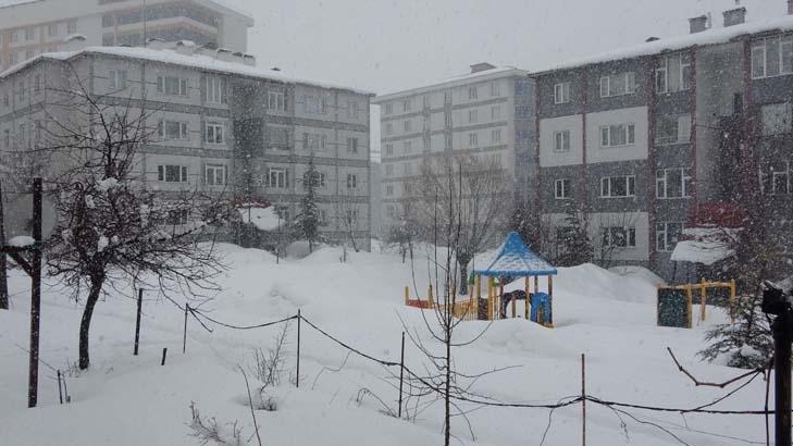 Fotoğraflar bugün çekildi Ankara dahil birçok kent beyaza büründü
