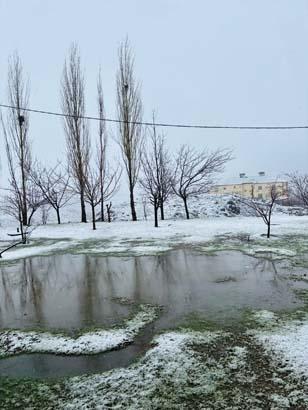 Fotoğraflar bugün çekildi Ankara dahil birçok kent beyaza büründü