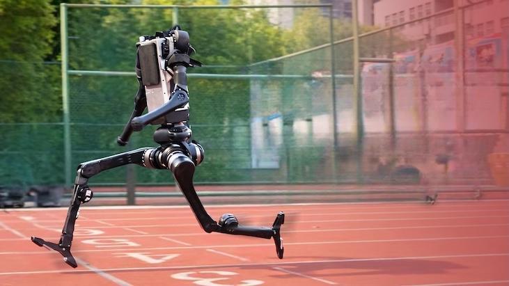 İnsansı Robot, Usain Bolt'un rekorunu kırmaya yaklaştı