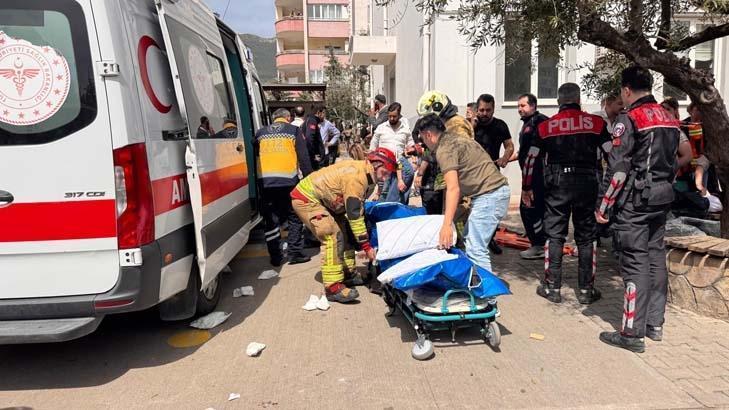 Kahramanmaraş’ta okulda silah sesleri Ölü ve yaralılar var: Olay yerinden sıcak görüntüler...
