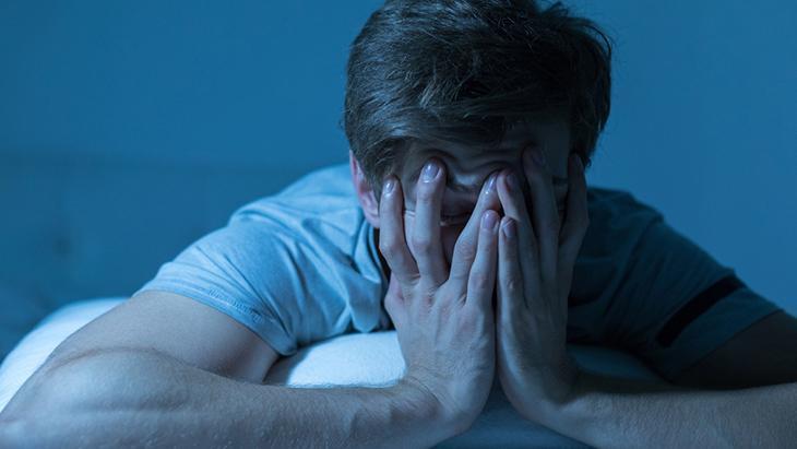 Bir genç ‘kimse beni anlamıyor’ diyorsa dikkat! Güvenli ilişki şiddete önlüyor