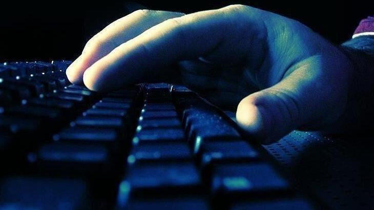 İzmir’de sanal medya paylaşımları nedeniyle 8 öğrenci gözlem altında