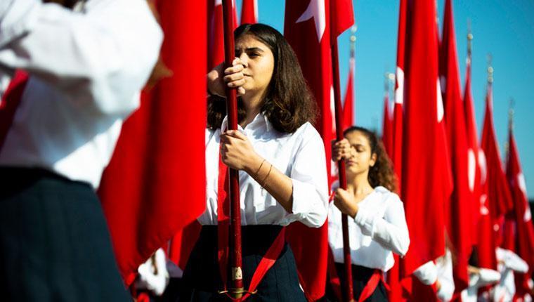 23 NİSANDA OKULLAR VE İŞ YERLERİ AÇIK MI