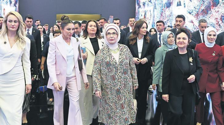 Emine Erdoğan, ‘Filistin İçin Tek Yürek’ programına katıldı
