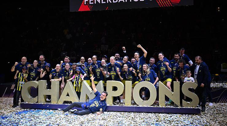 EuroLeague Kadınlar finalinde Türk derbisi Şampiyonluğun sahibi Fenerbahçe oldu