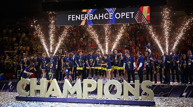 EuroLeague Kadınlar finalinde Türk derbisi Şampiyonluğun sahibi Fenerbahçe oldu