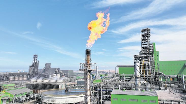 Yeşil çelikle gövde gösterisi