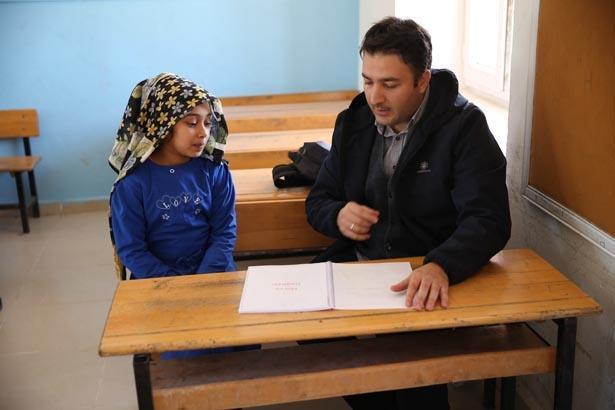 Köy okulunda geliştirildi, herkesi şaşırttı: Daha hızlı öğreniyorum