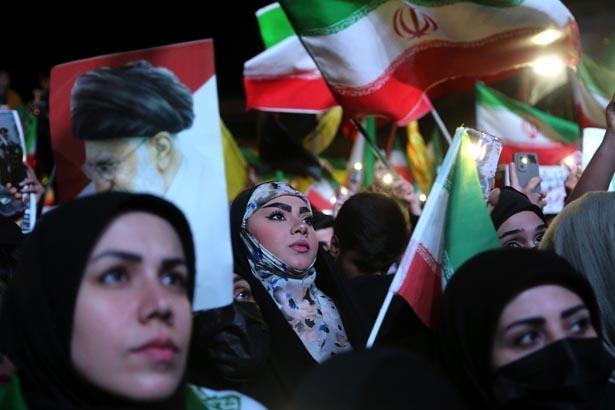 İrandan ABD ve İsraile füzeli protesto İşte bölgeden son görüntüler