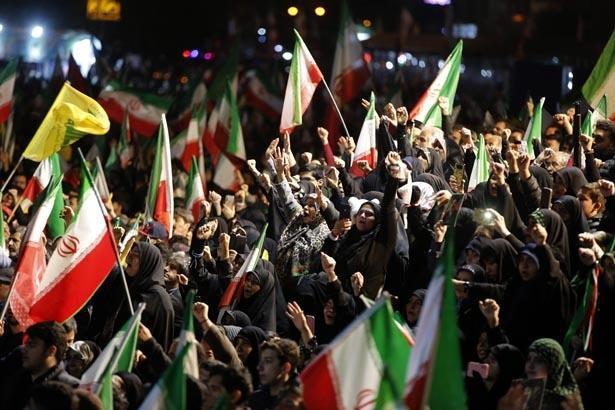 İrandan ABD ve İsraile füzeli protesto İşte bölgeden son görüntüler
