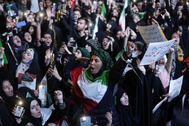 İrandan ABD ve İsraile füzeli protesto İşte bölgeden son görüntüler