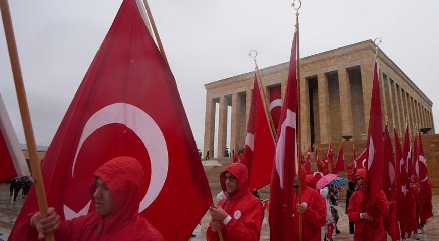 TAKSİM’DE 23 NİSAN ULUSAL EGEMENLİK VE ÇOCUK BAYRAMI TÖRENİ