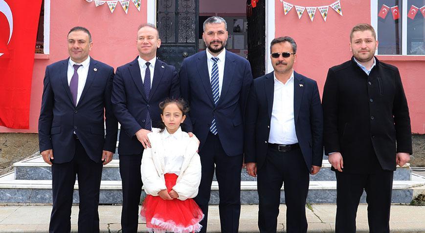 Bir öğretmen, bir öğrenci: 23 Nisan