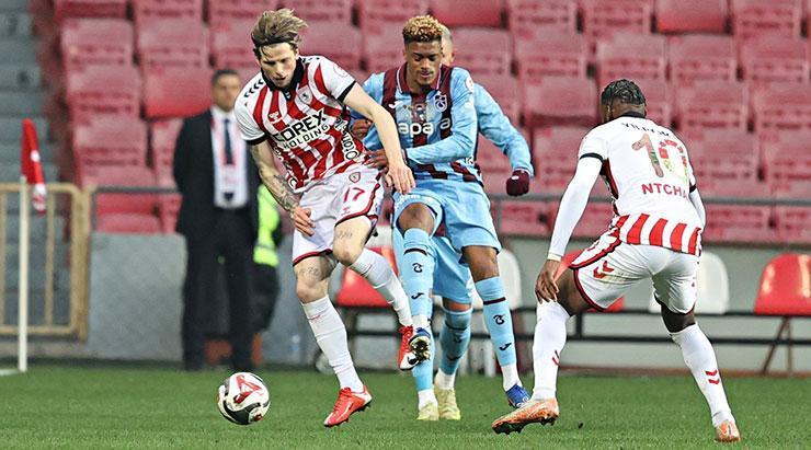 Samsunspor-Trabzonspor maçından fotoğraflar
