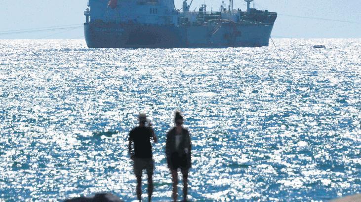 Petrol yükselişte, altın düşüşte