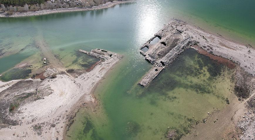 Tam 800 yıllık! Yıllar sonra yeniden sular altında kaldı