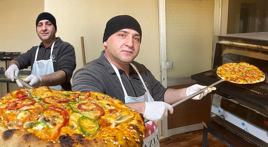 25 yıllık yazılımcı, pizzacı olmak için memleketi Bayburt'a taşındı! Kendi işinin patronu oldu: ‘Kadın günleri için yapmaya başladım’