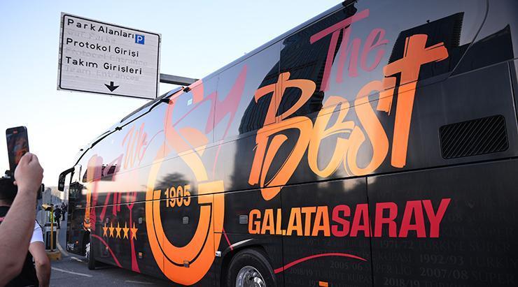 Galatasaray-Fenerbahçe derbisinden fotoğraflar