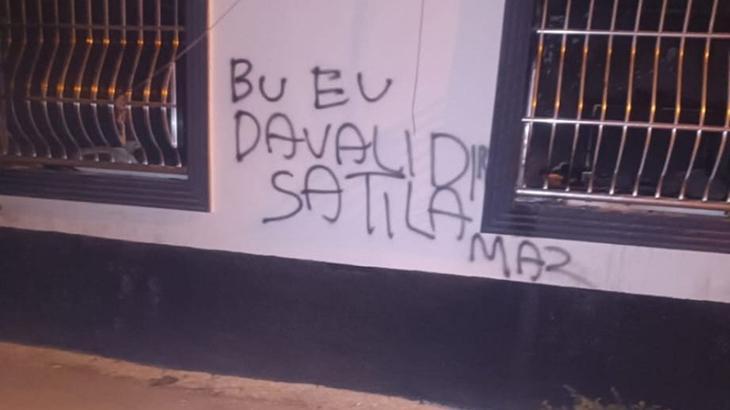 Polis eşliğinde kenti terk ettiler! Aileye musallat oldular, hayatları kabusa döndü: 100 dev diyet