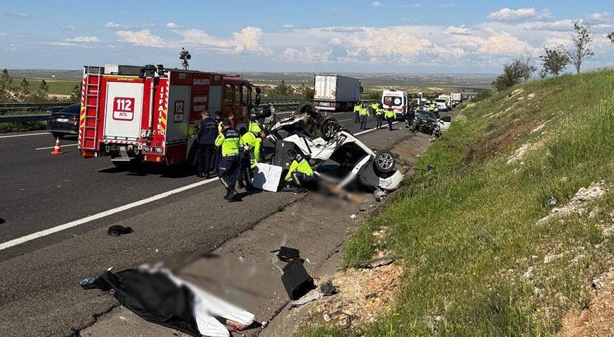 Şanlıurfa'da korkunç zincirleme kaza! 3 ölü, 5 yaralı