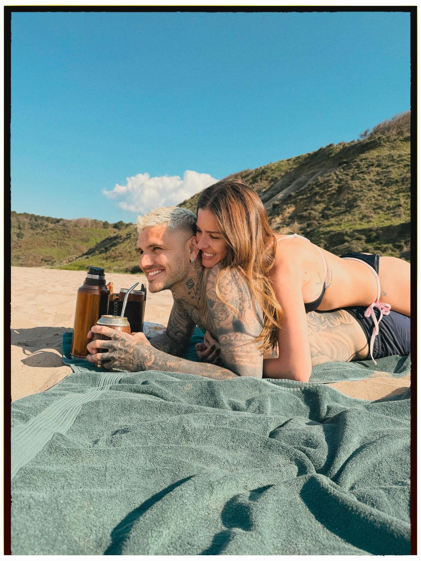 Şilede romantizm: Mauro Icardi ve China Suarez deniz sezonunu açtı