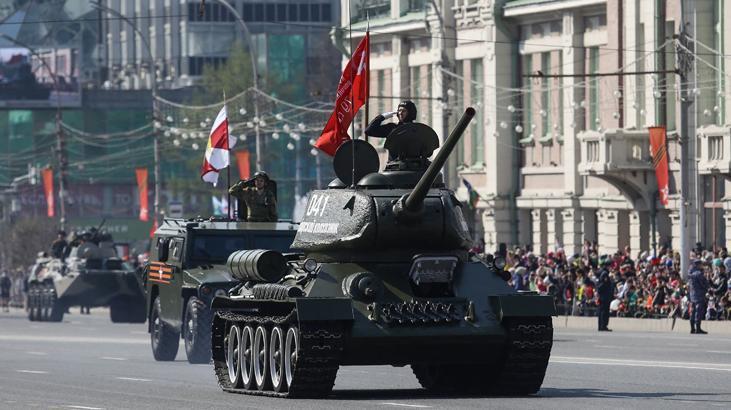 Rusya'dan dikkat çeken 'Zafer Günü' kararı! 20 yıllık gelenek rafa kalktı, kritik değişiklik