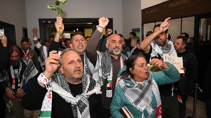 İsrail saldırısında alıkonulan aktivistler Türkiyeye getirildi