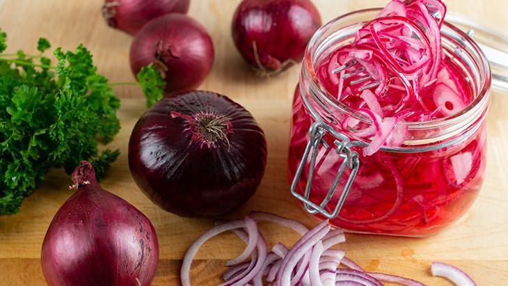 Doğal antibiyotik tabağınızda C vitamini deposu mor soğanın gücü