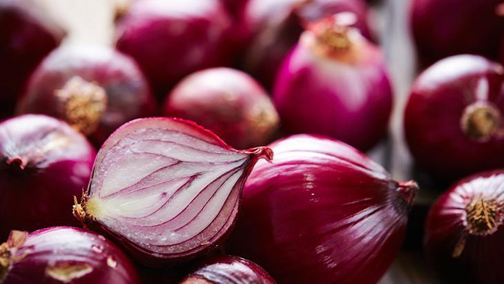 Doğal antibiyotik tabağınızda C vitamini deposu mor soğanın gücü