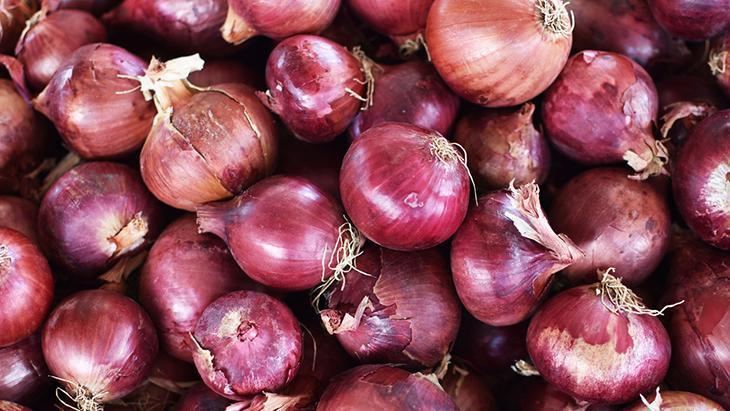 Doğal antibiyotik tabağınızda C vitamini deposu mor soğanın gücü