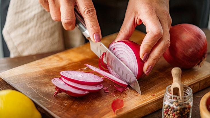 Doğal antibiyotik tabağınızda C vitamini deposu mor soğanın gücü