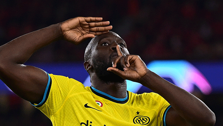 GALATASARAY TAKİPTE, YÜZDE 50 ZAMLI MAAŞ