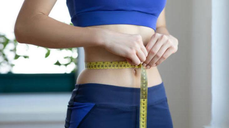 6 ayda 25 kilo verdi, yüzü bile değişti Kahveme bunu ekledim 6 ayda 25 kilo verdi, yüzü bile değişti Kahveme bunu ekledim