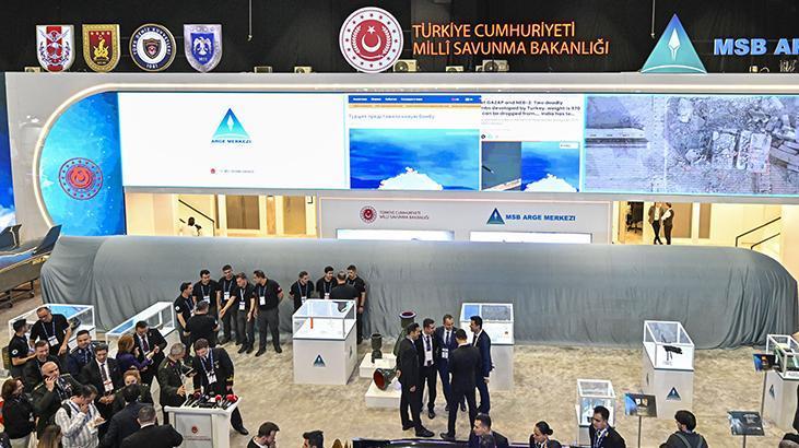 YENİ BALİSTİK FÜZE YILDIRIMHAN | YILDIRIMHAN balistik füze SAHA Expo 2026da görücüye çıktı, büyük ses getirdi Yıldırımhan Balistik füze teknik özellikleri....