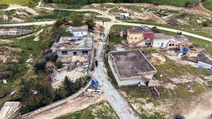 Kent 20 dakikada kabusu yaşadı ‘Silah sıktılar sandım, komşulara seslendim ama kimse yoktu’