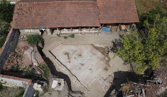 Kaçak kazı büyük sırrı ortaya çıkardı Dünyaca ünlü eserle aynı işçilik: 2 farklı odaya ait izler görüldü