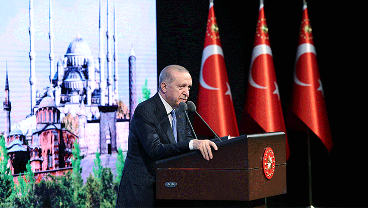 Son dakika... Cumhurbaşkanı Erdoğan: Millet için koşturanları engelleyenleri mahşeri vicdana havale ediyoruz