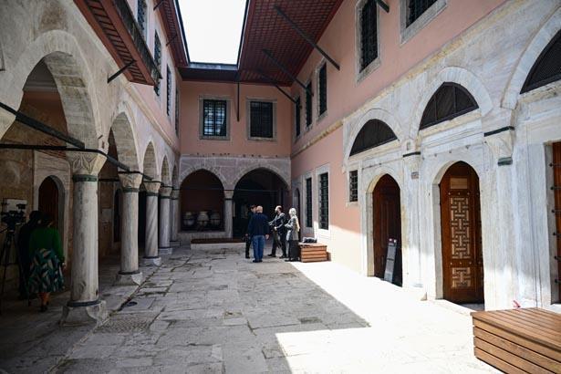 Topkapı Sarayında yıllarca kapalı kaldı En merak edilen bölüm görüntülendi