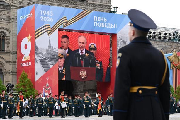 Rusya’da Zafer Gününde alışılmış görüntüler yok İşte törenin dikkat çeken anları