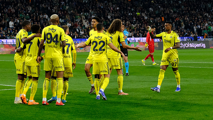 Konyaspor - Fenerbahçe maçından kareler