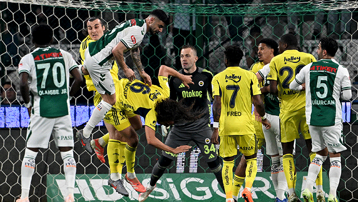 Konyaspor - Fenerbahçe maçından kareler
