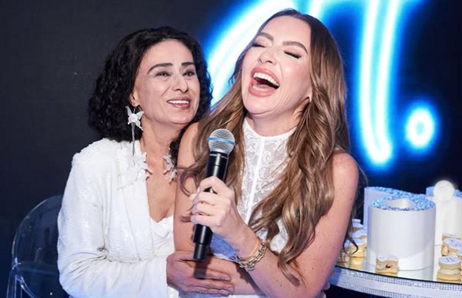 Hadise 9 yıl sonra albüm çıkardı Lansmana ünlü akını