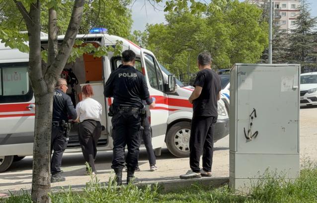 Eskişehir’de parkta 'Erkek arkadaş' tartışması! Kız çocuklarının karıştığı kavga kanlı bitti
