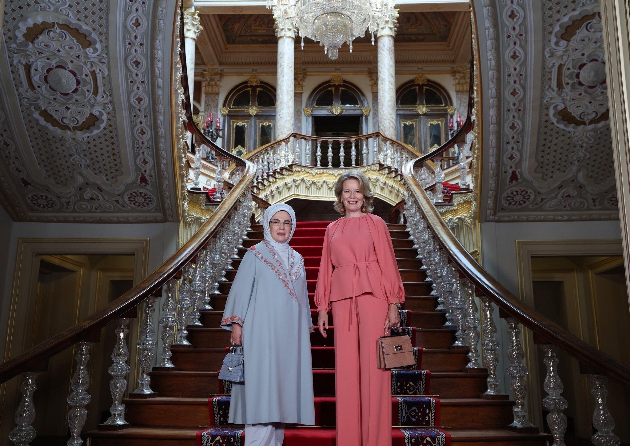 Emine Erdoğan, Belçika Kraliçesi Mathilde'yle bir araya geldi
