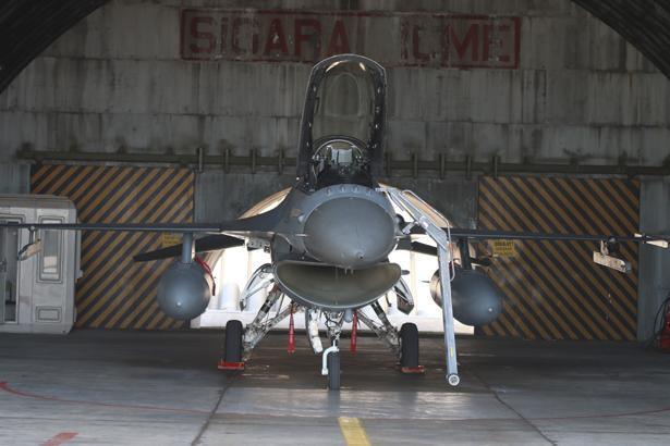 Türk jetleri EFES 2026’da gövde gösterisi yaptı F-16’lar görev için peş peşe havalandı
