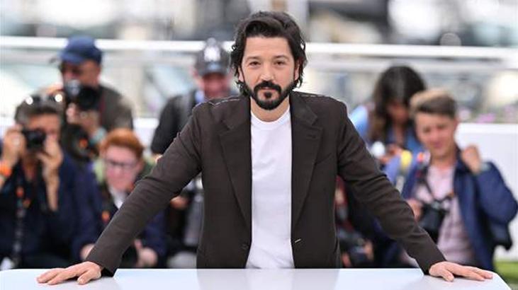 Cannes’da Özgü Namal rüzgarı Kırmızı halı tarzı tam not aldı Cannes’da Özgü Namal rüzgarı Kırmızı halı tarzı tam not aldı