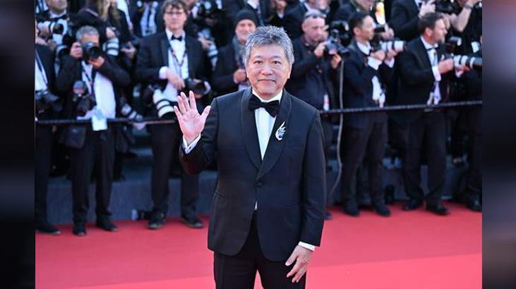 Cannes’da Özgü Namal rüzgarı Kırmızı halı tarzı tam not aldı Cannes’da Özgü Namal rüzgarı Kırmızı halı tarzı tam not aldı