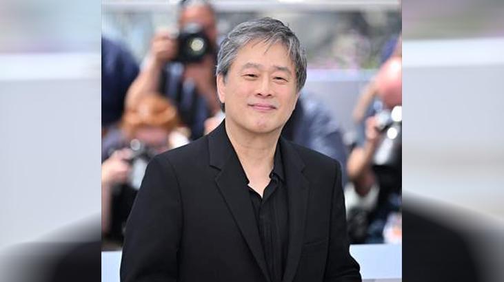 Cannes’da Özgü Namal rüzgarı Kırmızı halı tarzı tam not aldı Cannes’da Özgü Namal rüzgarı Kırmızı halı tarzı tam not aldı