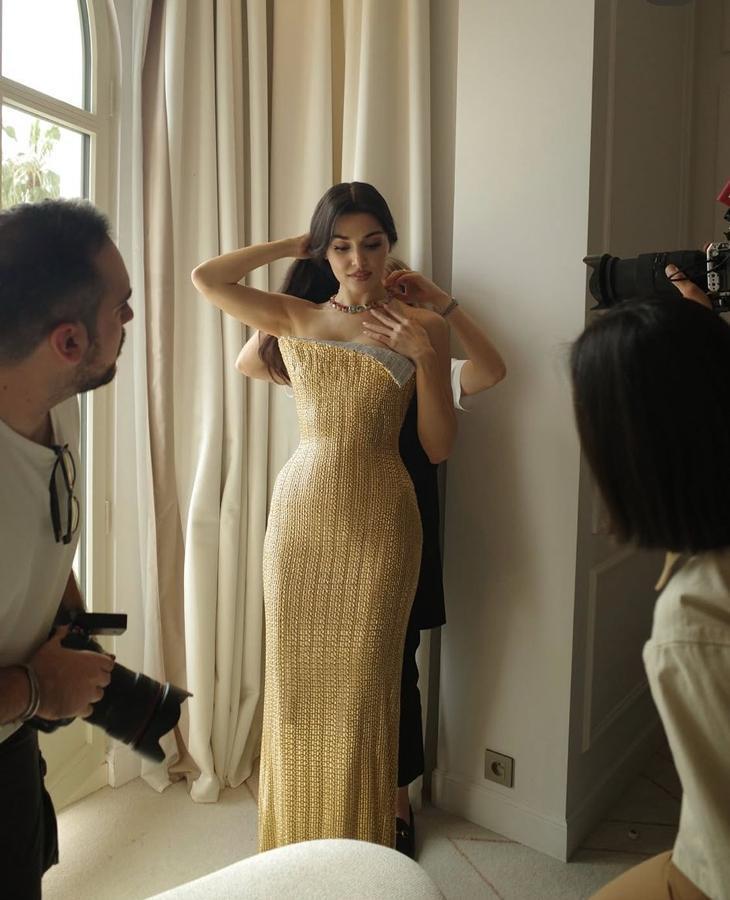 HANDE ERÇEL HANDE ERÇEL